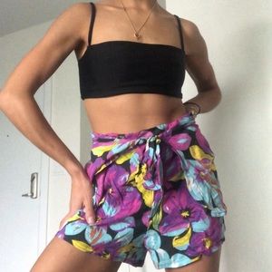 Urban Outfitters Band of Gypsies Floral Shorts XS